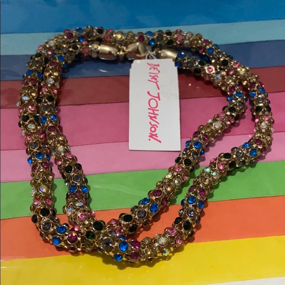 Betsey Johnson Multicolored Mesh necklace 🌈